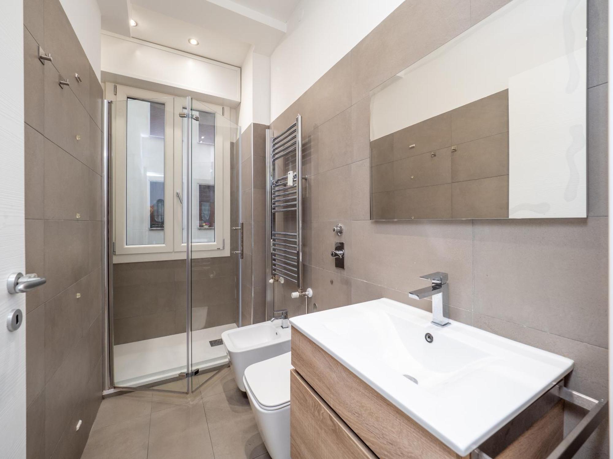 Milano 5 Guests - Modern Apt With Balcony Εξωτερικό φωτογραφία