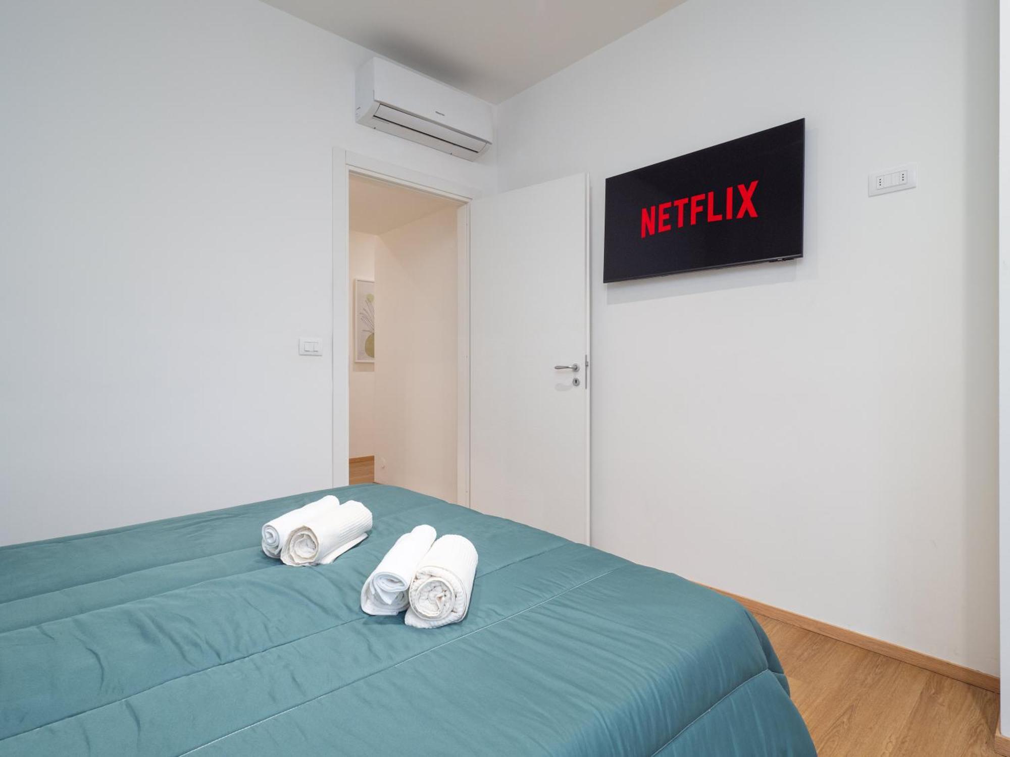 Milano 5 Guests - Modern Apt With Balcony Εξωτερικό φωτογραφία